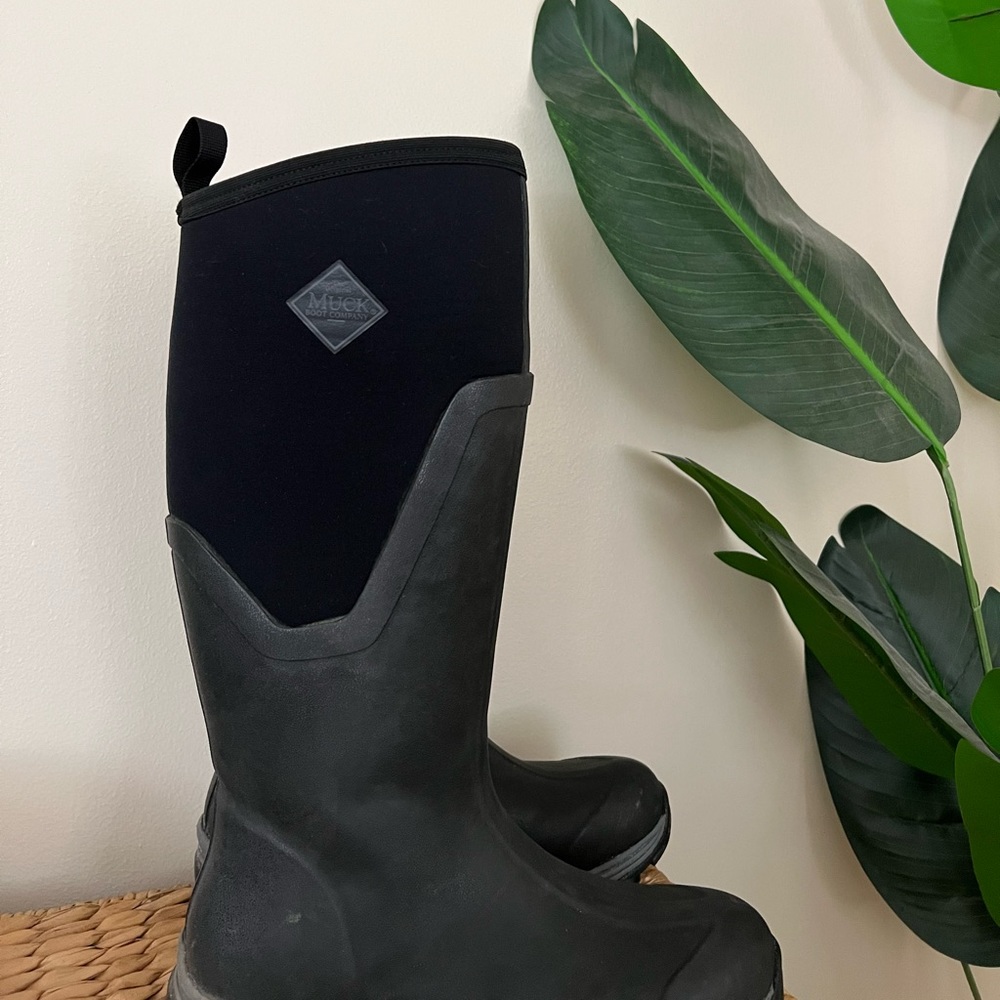 muck boots